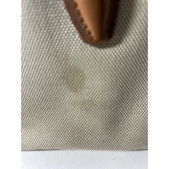 Kate spade Elegant Tan and Cream Women's Handbag - Picture 3 of 10